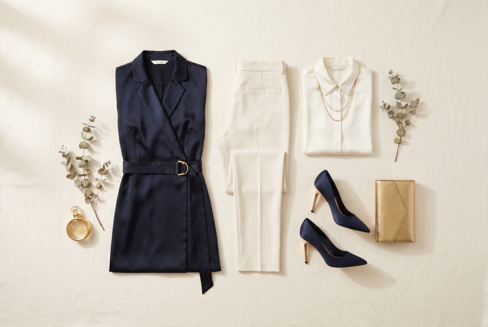 What to Wear to a Courthouse Wedding as a Guest